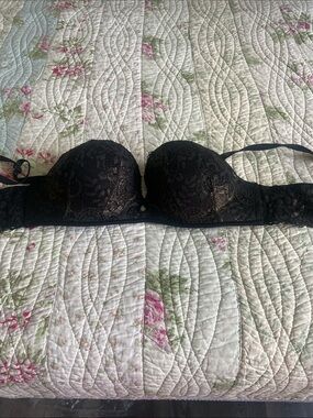 Victoria's Secret Black Lace Push-Up Bra